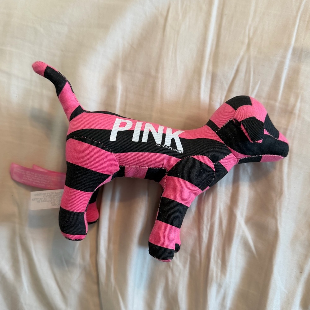 “PINK” VICTORIA’S SECRET PLUSH DOG